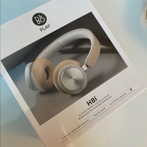 Brand new Bang & Olufsen H8i headphones